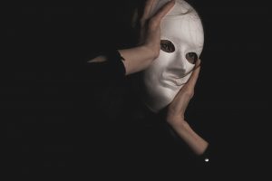 Mensch mit Maske - Drama